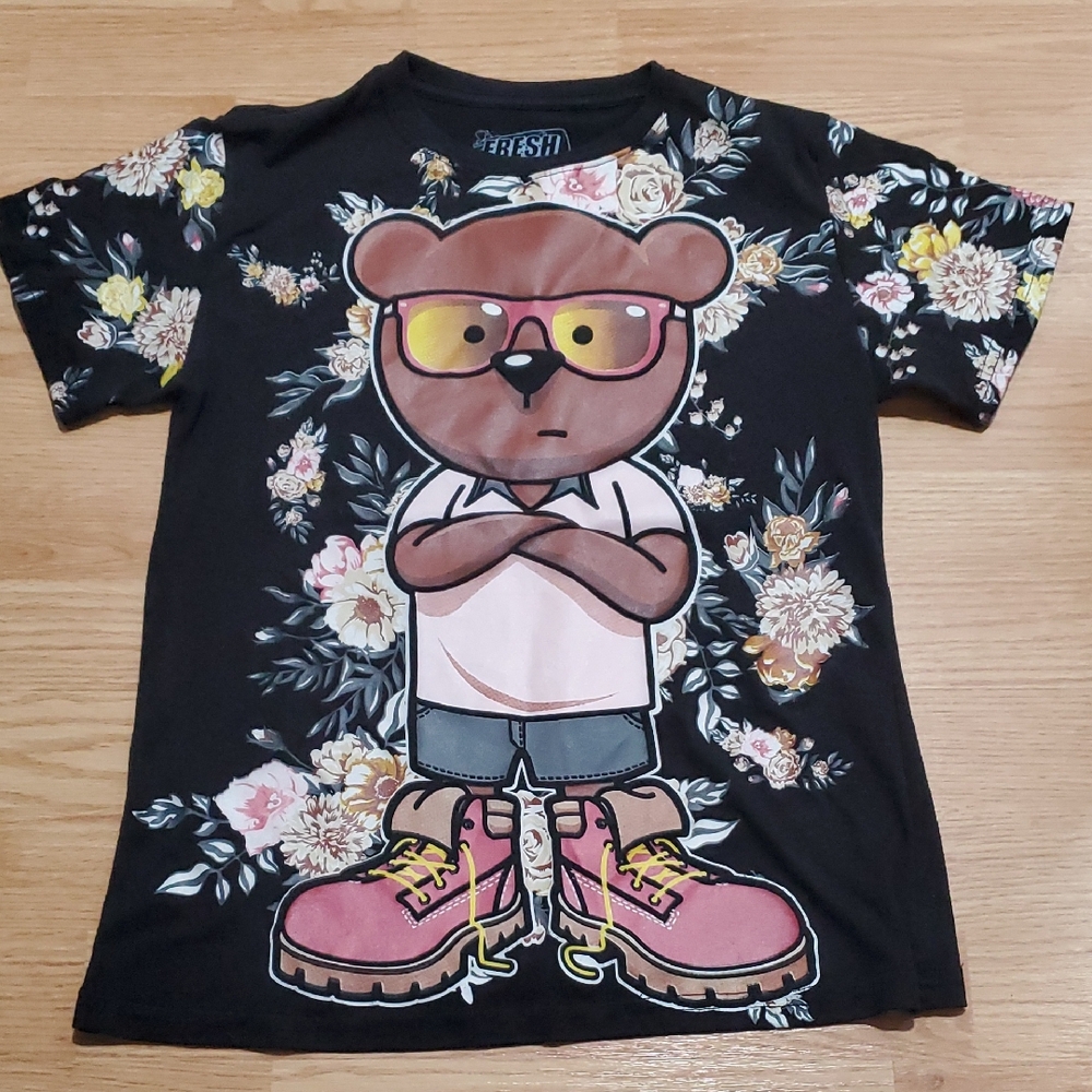 fresh Laundry Black Tee with Bear Graphic and Pink Boots Size Medium Kids Floral